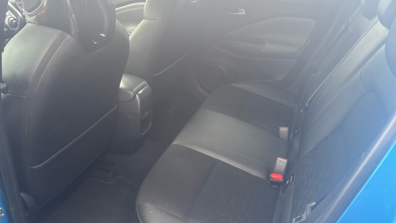 Nissan Juke 1.0 DiG-T 114 Tekna 5dr Petrol Hatchback